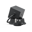 AVOLT Square 1 — Ciabatta multipresa nera, cavo avvolto e dettaglio spina UK con porte USB‑C visibili